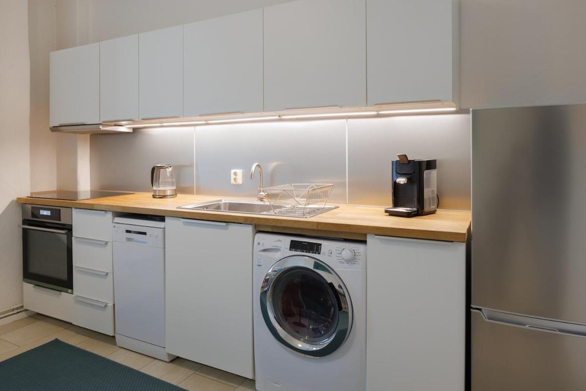 Generous In Central 4 Appartement